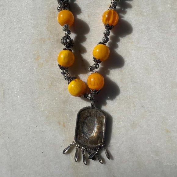 fun necklace - Picture 2 of 2